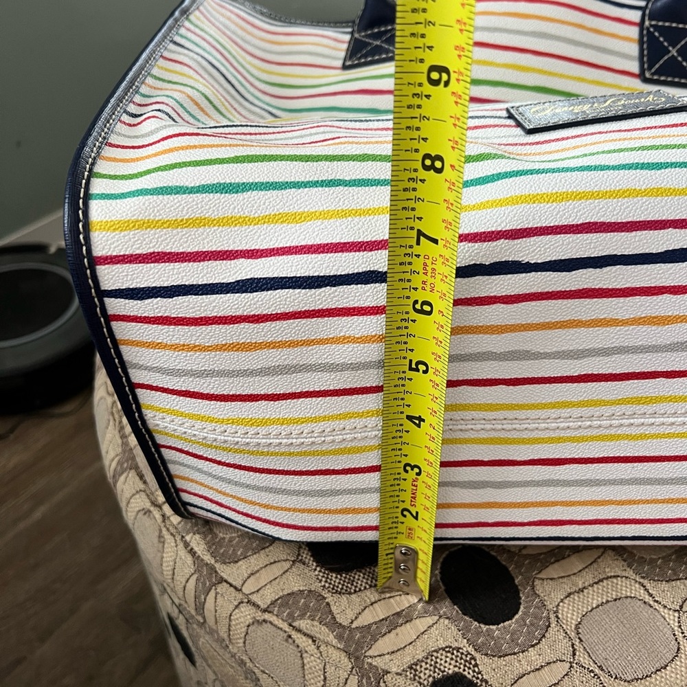 Authentic Dooney & Bourke - Picture 6 of 6